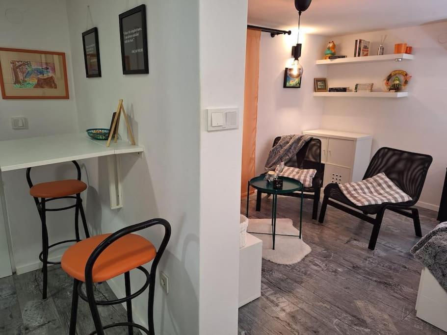 New Studio Apartment Emmy With Free Street Parking Zagreb Exteriör bild