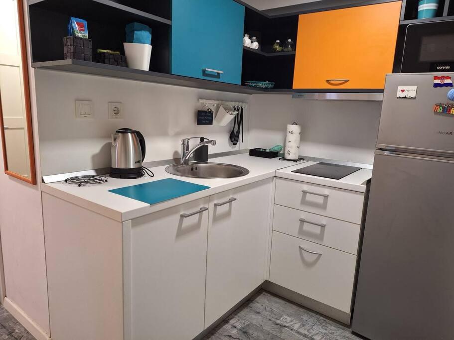 New Studio Apartment Emmy With Free Street Parking Zagreb Exteriör bild