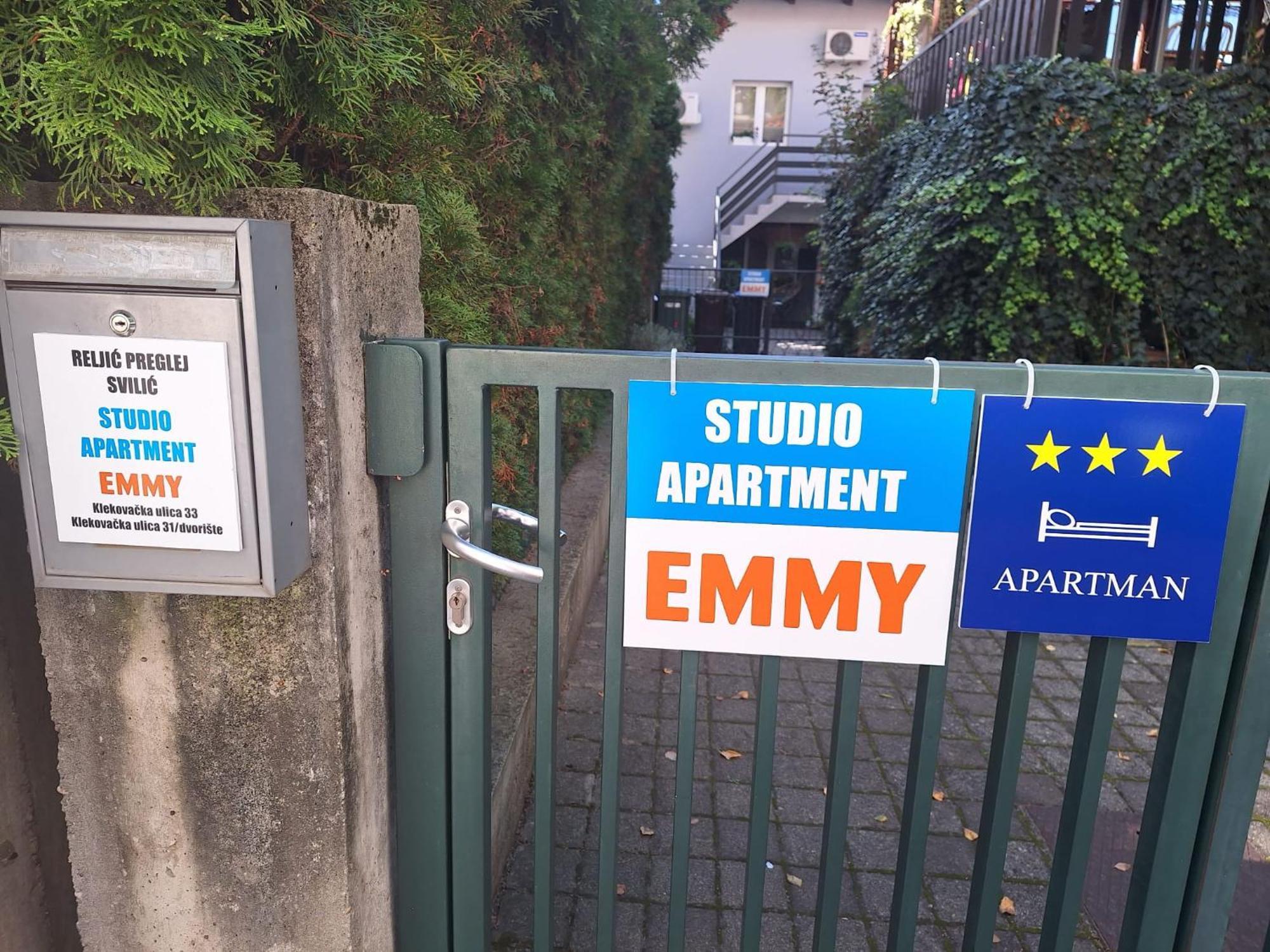 New Studio Apartment Emmy With Free Street Parking Zagreb Exteriör bild